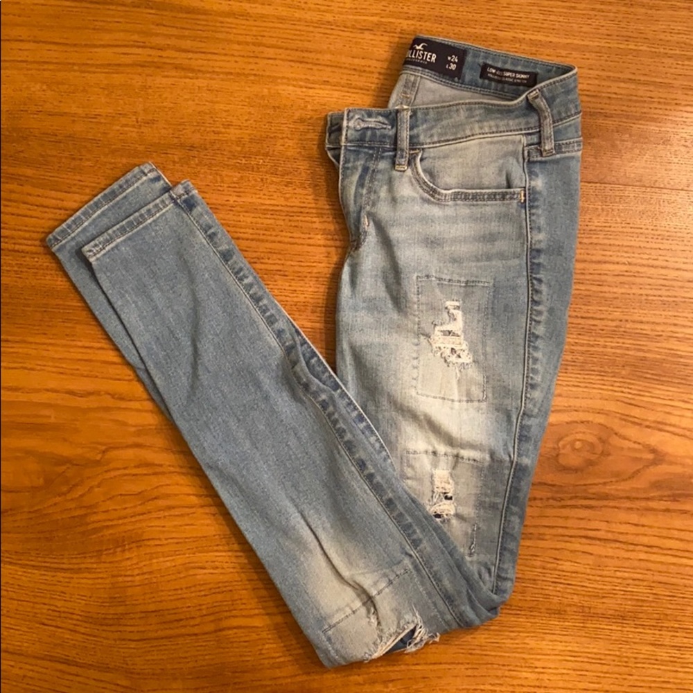 Hollister Low Rise Super Skinny Jeans